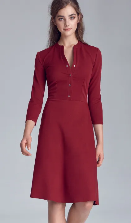 Bordowa sukienka zapinana na napy