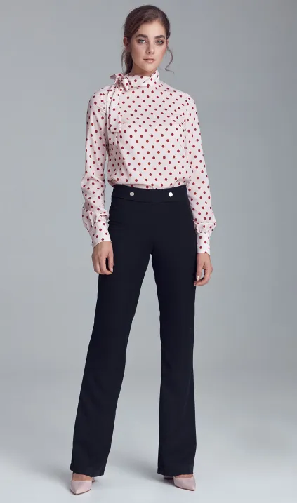 Czarne spodnie garniturowe z napami