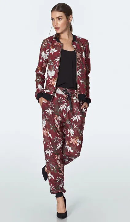 Bordowa bomberka w kwiaty