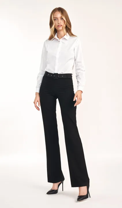 Taliowana biała koszula