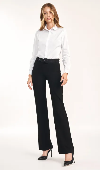 Czarne spodnie z rozszerzaną nogawką