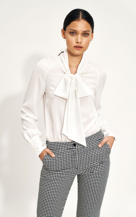 Delicate woman's blouse with tie in ecru colour