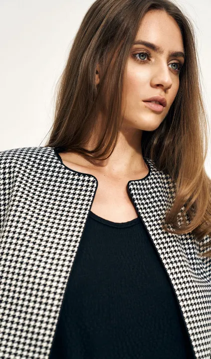 Krótki żakiet w pepitkę