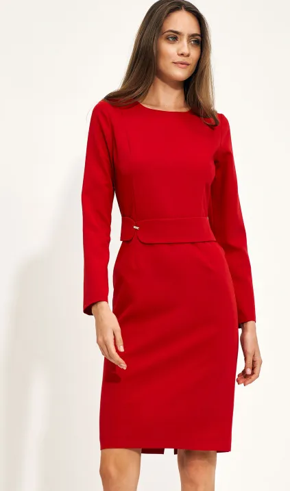 Czerwona ołówkowa sukienka 