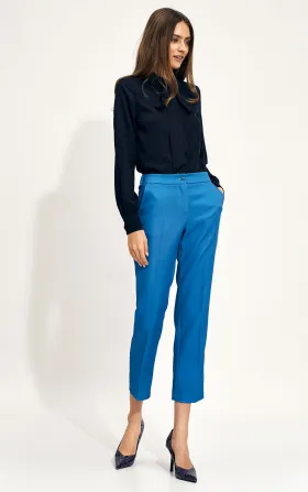 Niebieskie spodnie chino