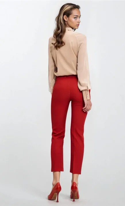 Red womans's chino trousers