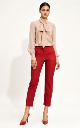 Red womans's chino trousers