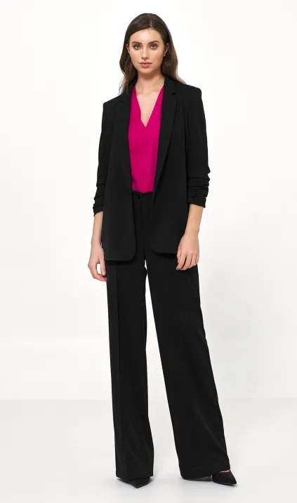 Czarna marynarka bez zapięcia 