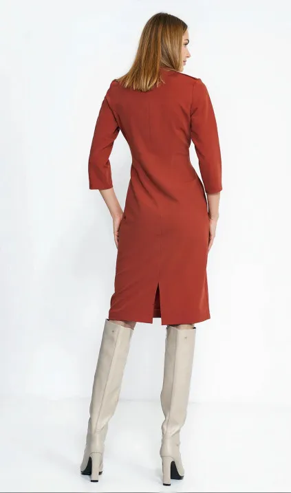 Ruda sukienka z rękawem 3/4