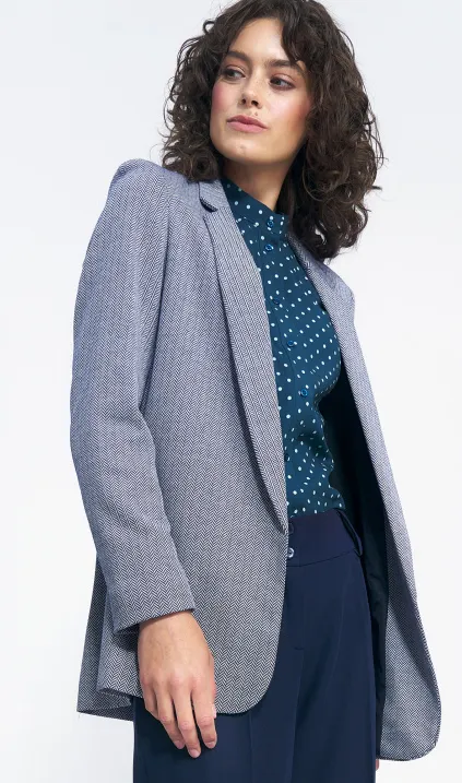 Niezapinana marynarka w granatową jodełkę