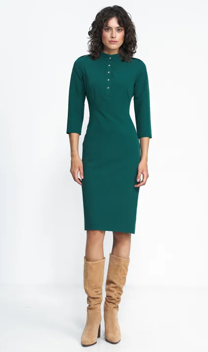 Green dress with 3/4 sleeve