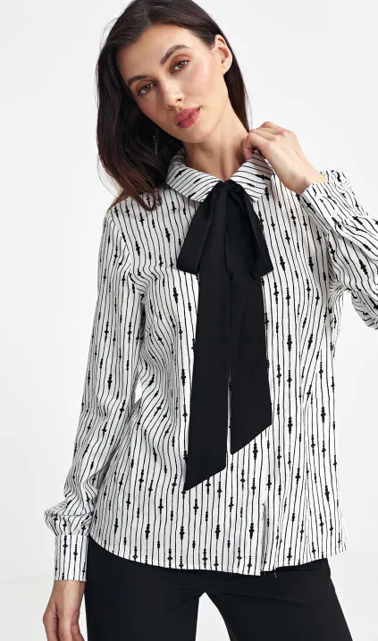 Bluzka z szafrą pod szyją- wzór koralik - ecru