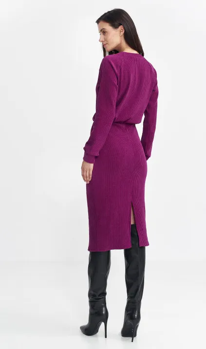 Sukienka z dzianiny prążkowanej z długim rękawem - puprpura