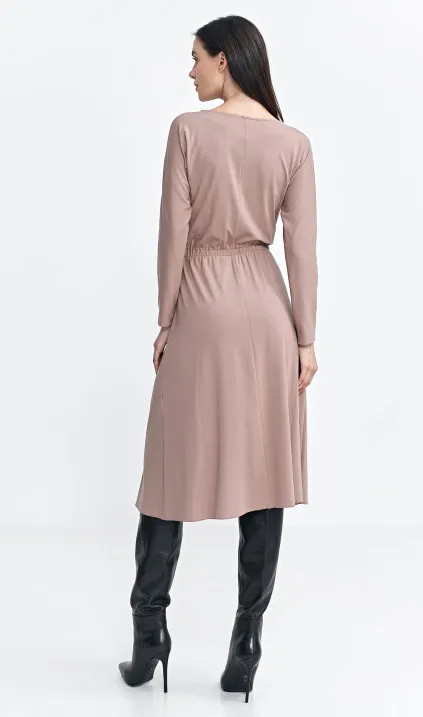 Dress with an elastic waist - beige
