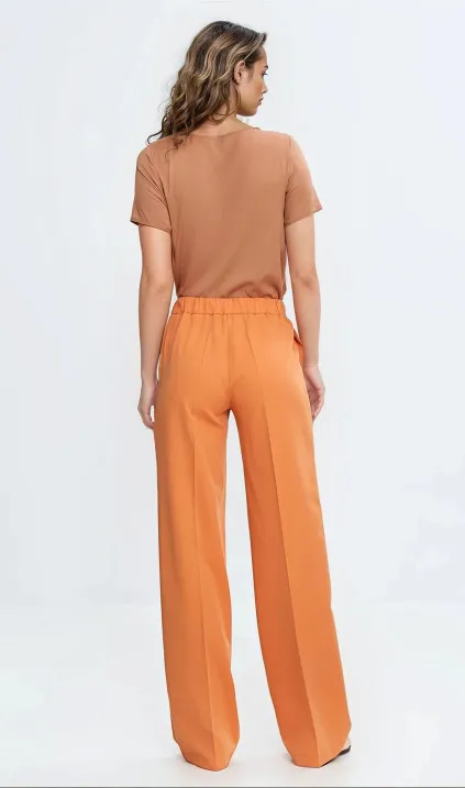 Bluzka basic z krótkim rękawem - karmel