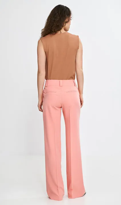 Spodnie wide leg z kantem - łososiowy