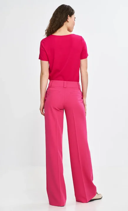 Spodnie wide leg z kantem - róż