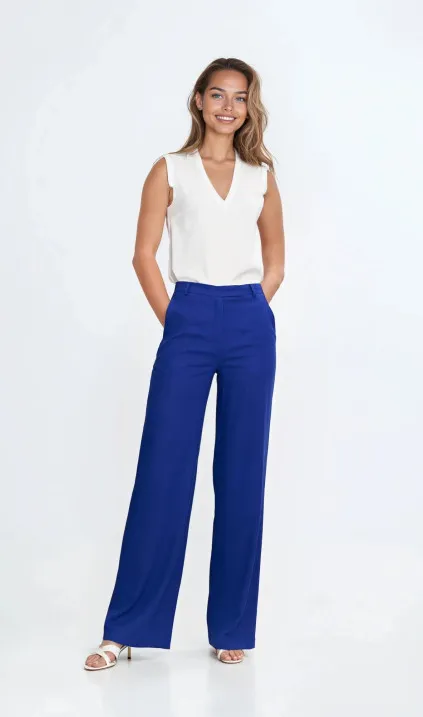 Spodnie bootcut, z rayonu z krytym guzikiem - indygo