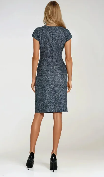 Sukienka z zakładkami na dekolcie - granat