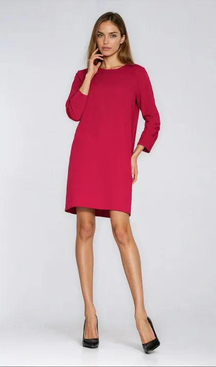 Sukienka z zakładkami na rękawach - czerwony