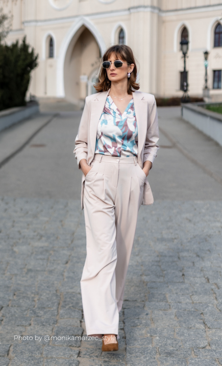 Spodnie z zakładkami, wide leg - beż