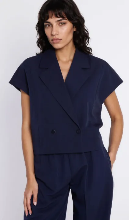 Dwurzędowy krótki żakiet - granat