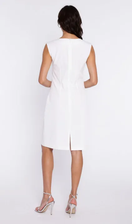 Sukienka z pęknięciem na ramieniu - ecru