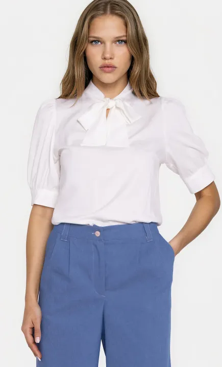 Elegancka bluzka ecru z wiązaniem na dekolcie - ecru