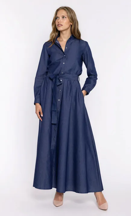 Maxi dress with long sleeves - jeans