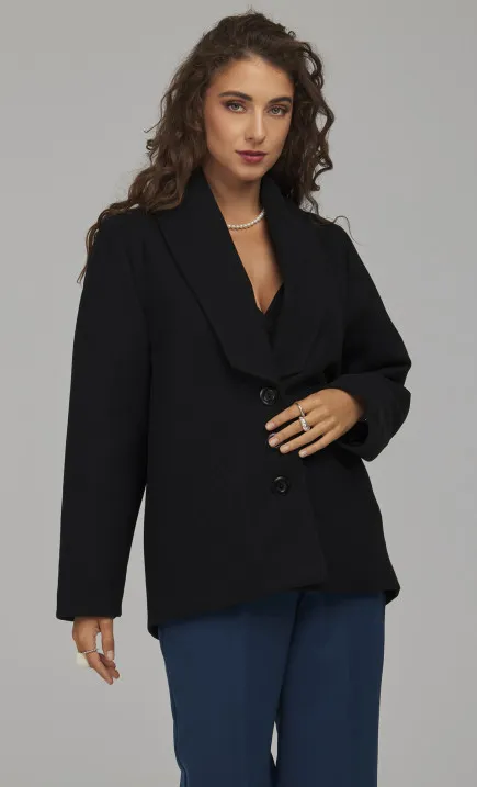 Padded Jacket with an Elegant Collar - black
