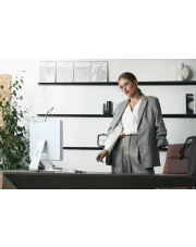 Moda do biura - jak dobrać ubrania do pracy?